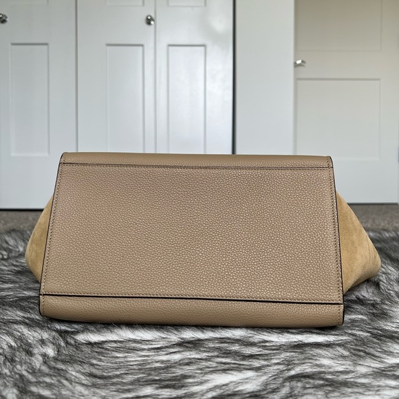 Celine Trapeze small bag in dune color - Picture 8 of 15